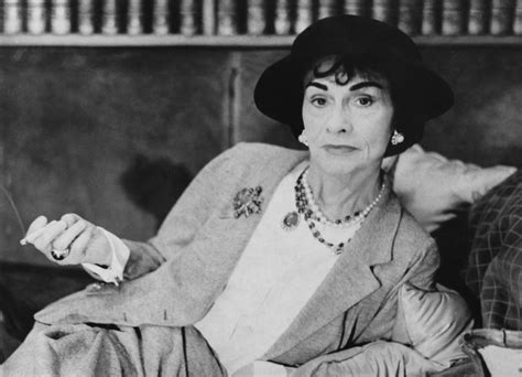 coco chanel polemique|Coco Chanel life and death.